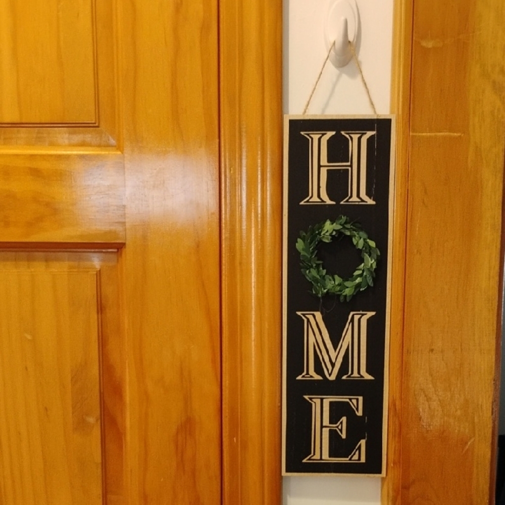 HOME Vertical Hanging Sign - Black & Green